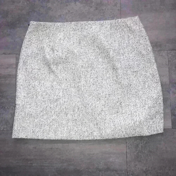 CLUB MONACO Centie Mini Skirt Black & White Size 14 - Picture 4 of 13